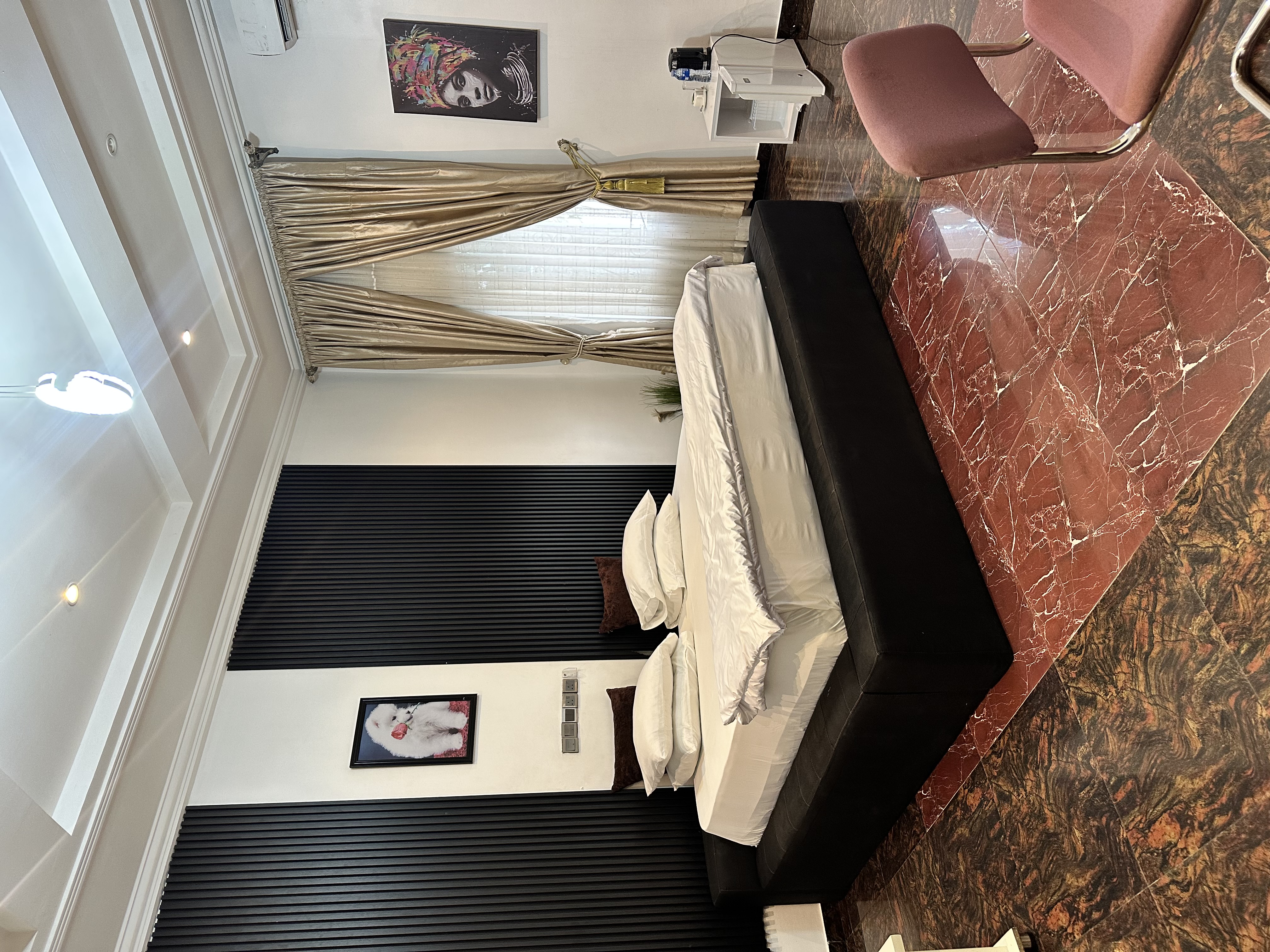 DE PEERLESS SUITE